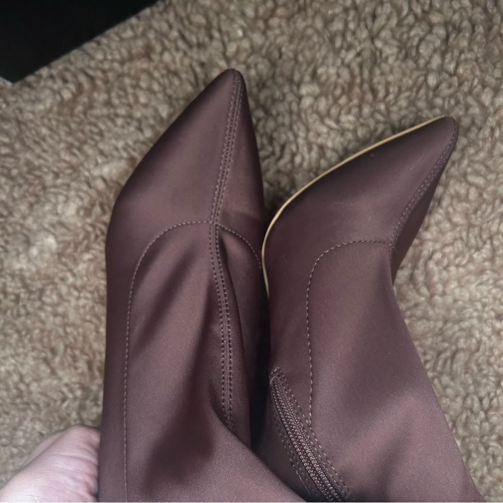 Fashion nova brown heels - Picture 2 of 9